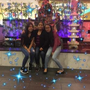 Meet your Posher, Ofelia